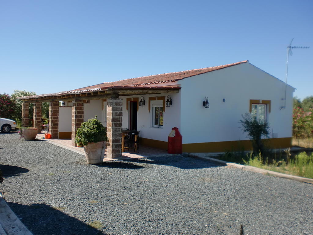 Monte Chalaça - Turismo Rural Ferreira Do Alentejo Exterior foto